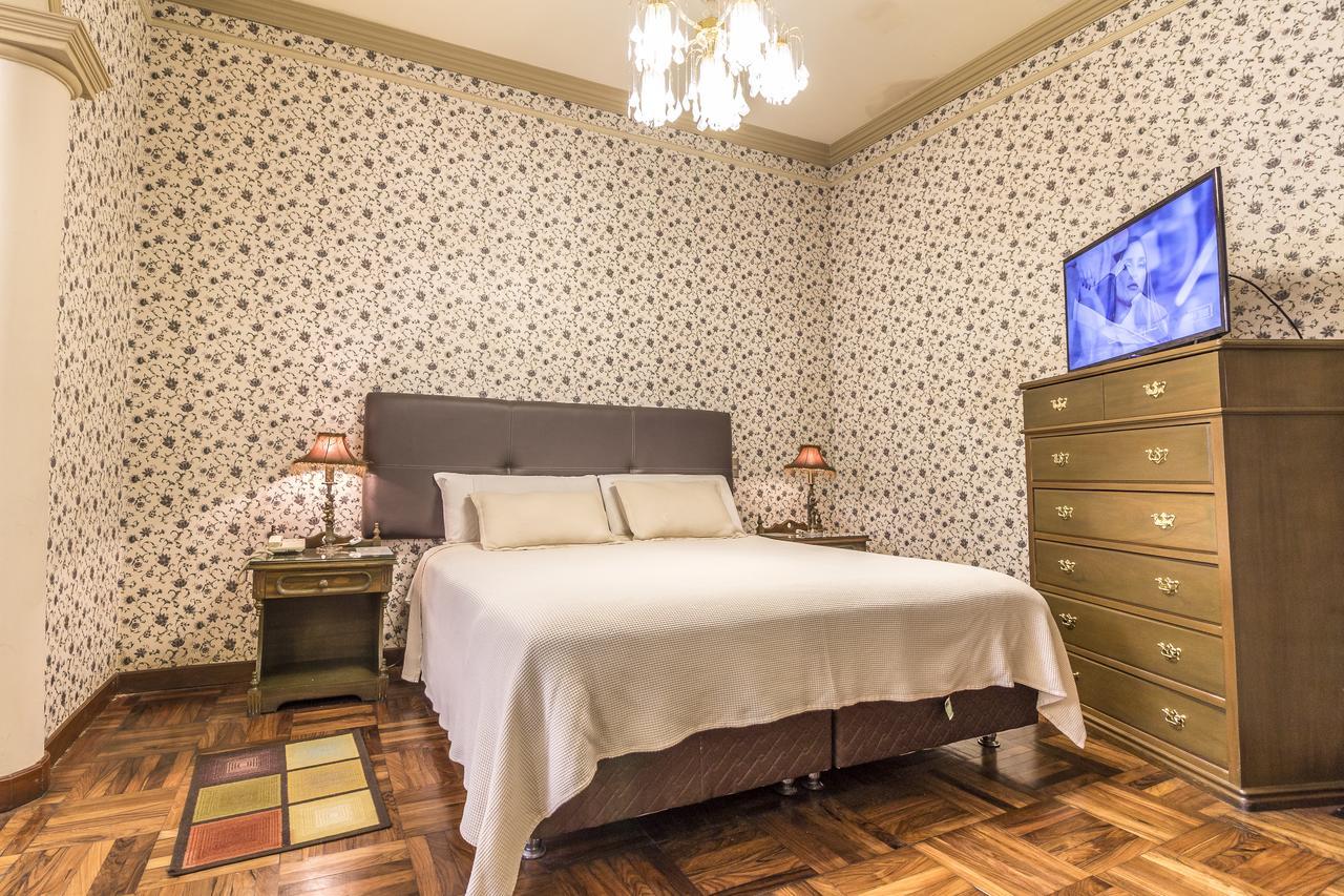 Capital Plaza Hotel Sucre Bagian luar foto