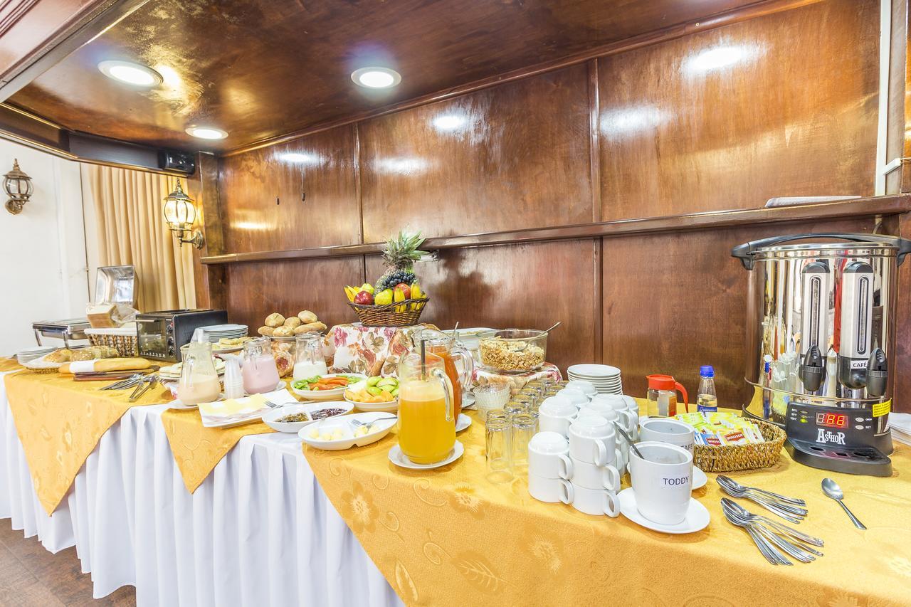 Capital Plaza Hotel Sucre Bagian luar foto