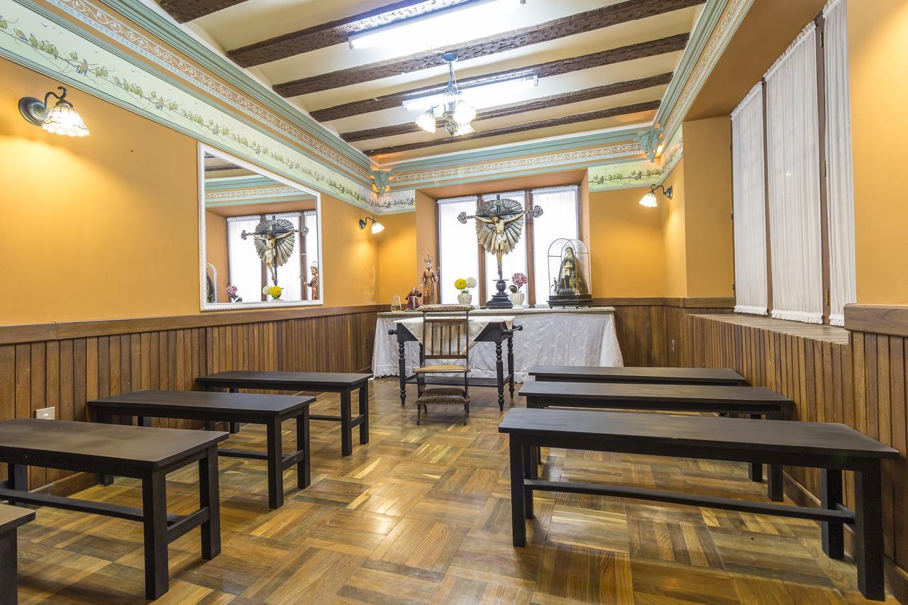 Capital Plaza Hotel Sucre Bagian luar foto