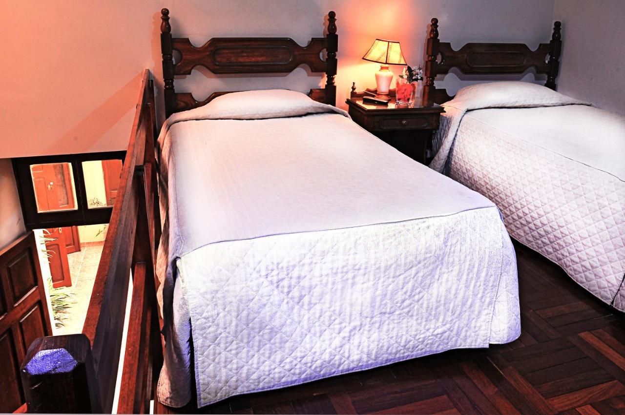 Capital Plaza Hotel Sucre Bagian luar foto