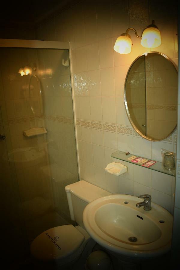 Capital Plaza Hotel Sucre Bagian luar foto
